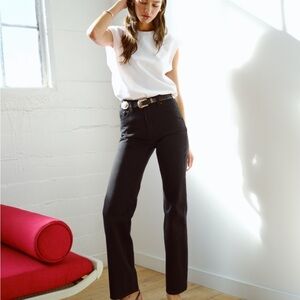 Abercrombie & Fitch 90 High Rise Relaxed  Jean in Black 25S